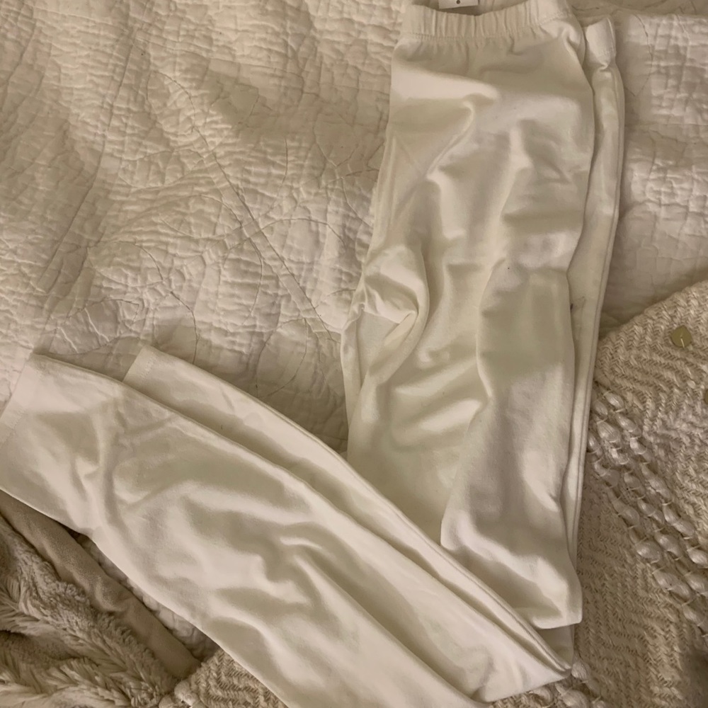 never worn white gap leggings!!